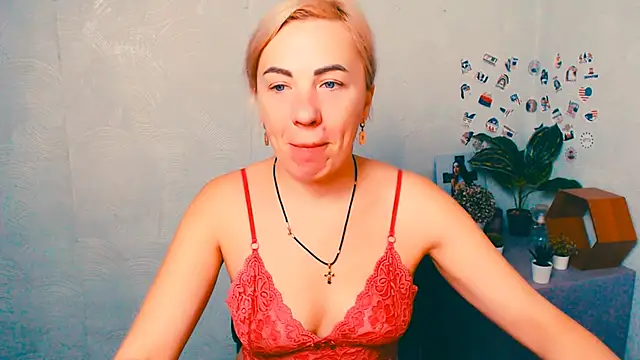 EmmaCat  online show from November 2025 05:28:02 AM