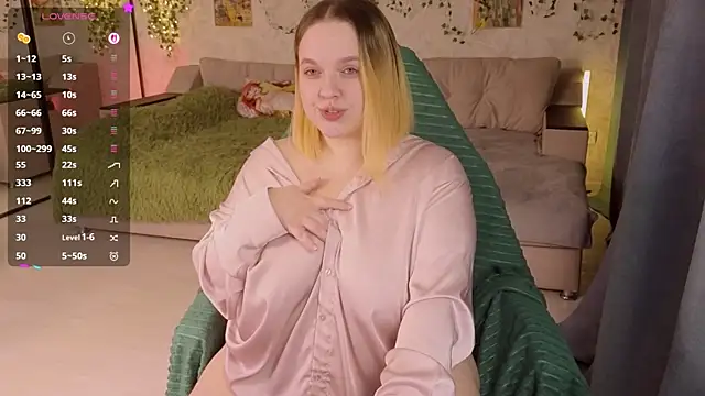 Aki nohana online show from October 2025 05:24:02 PM