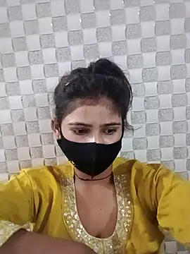 Snapshot of Arti_ chatting on October 2025 06:53:01 PM Arti online show from October 2025 06:53:01 PM