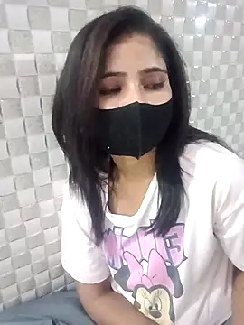Snapshot of Arti_ chatting on October 2025 06:49:02 PM Arti online show from October 2025 06:49:02 PM