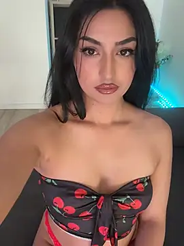 Snapshot of Mia_spicyy chatting on May 2026 08:33:01 AM Mia spicyy online show from May 2026 08:33:01 AM