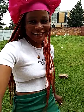 BlondieBitch online show from November 2025 06:36:02 AM