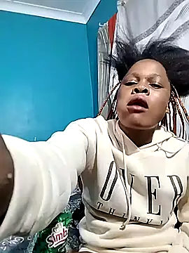 BlondieBitch online show from November 2025 12:09:01 AM