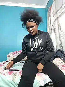 BlondieBitch online show from November 2025 03:38:01 PM