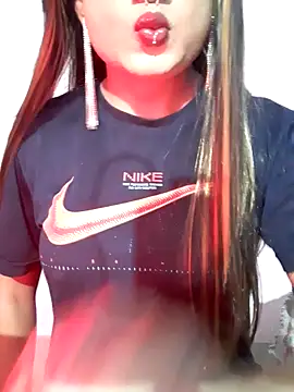 Cutie-Whiskey1 online show from December 2025 07:04:02 PM