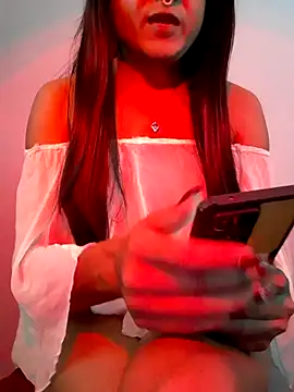 Cutie-Whiskey1 online show from October 2025 09:21:01 AM