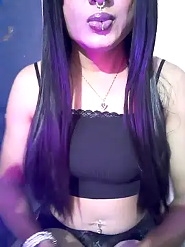 Cutie-Whiskey1 online show from November 2025 07:25:02 PM