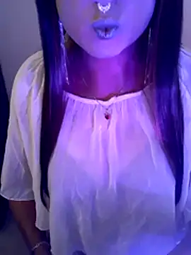 Cutie-Whiskey1 online show from March 2026 09:03:01 AM