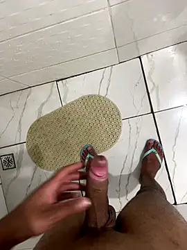 Morenolatino881 online show from December 2025 11:27:02 PM