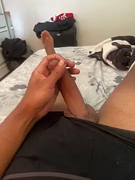 Morenolatino881 online show from November 2025 11:00:02 AM