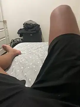 Morenolatino881 online show from December 2025 09:47:02 PM