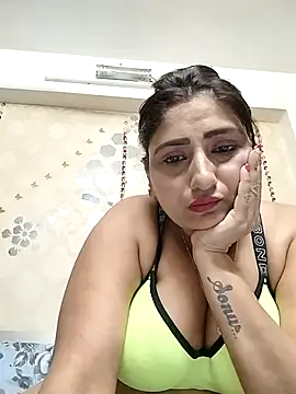Snapshot of Loveangle1 chatting on September 2025 04:29:02 PM Loveangle1 online show from September 2025 04:29:02 PM
