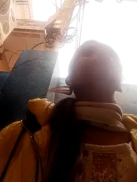 Saloni-Gupta online show from December 2025 10:09:01 AM