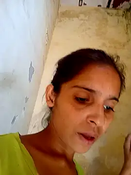 Saloni-Gupta online show from September 2025 06:42:02 AM