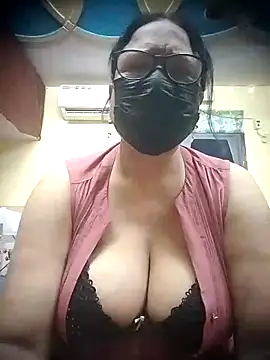 thehotlady online show from May 2026 04:29:02 AM