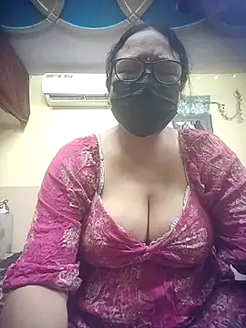 thehotlady online show from June 2026 06:35:01 PM