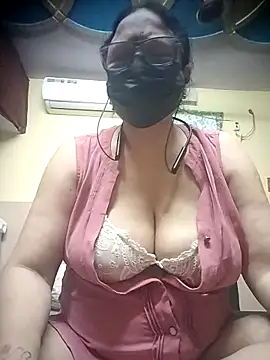 thehotlady online show from April 2026 04:15:01 AM