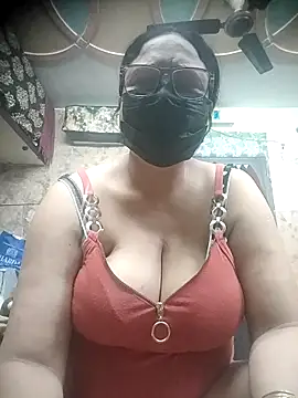 thehotlady online show from February 2026 03:03:02 AM