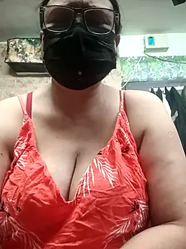 thehotlady online show from February 2026 02:43:02 AM