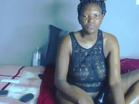 SweetHips95 online show from September 2025 04:28:01 AM