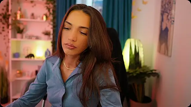 Alexis Love  online show from October 2025 01:15:02 PM