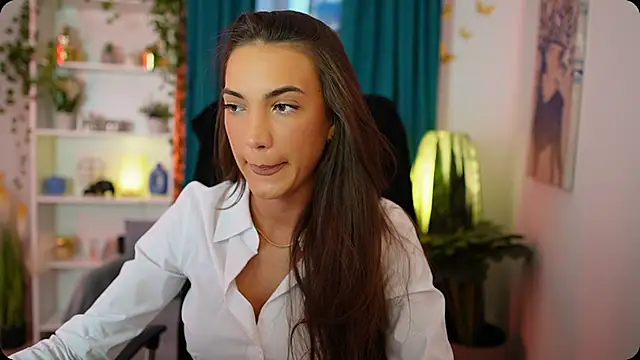 Alexis Love  online show from September 2025 01:17:02 PM