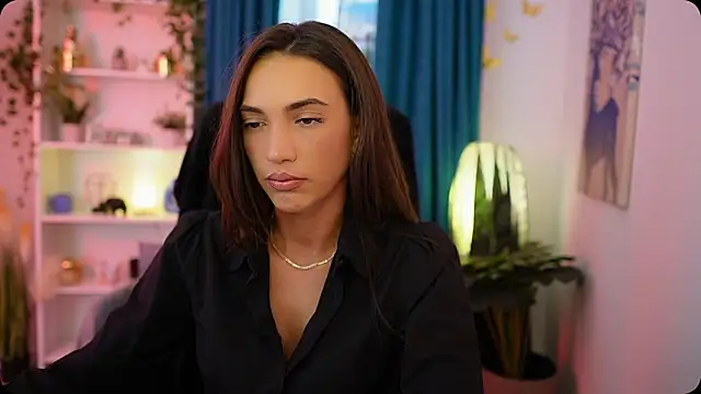 Alexis Love  online show from October 2025 01:14:02 PM