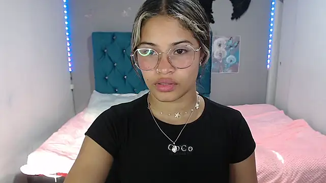 mia sexgirl online show from June 2026 12:17:01 PM