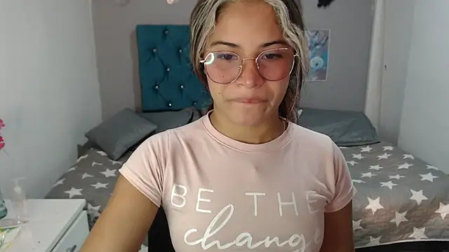 mia sexgirl online show from March 2026 12:25:02 PM