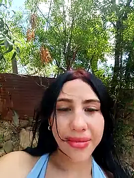 Katalella Hott online show from September 2025 05:07:01 PM