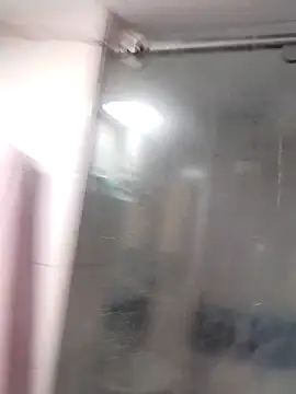 LaraCaliente online show from April 2026 02:11:01 PM