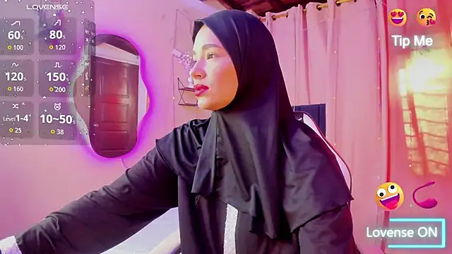 ShanaJamil online show from October 2025 12:15:02 PM