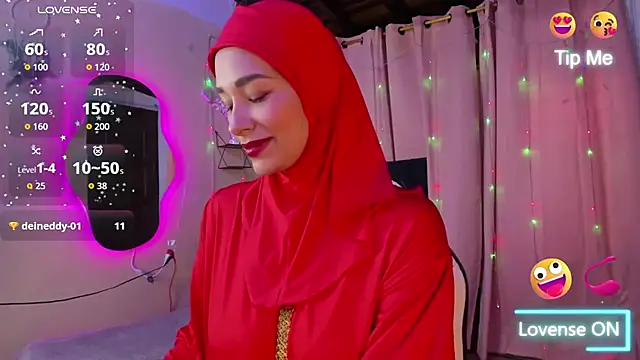 Snapshot of ShanaJamil chatting on September 2025 12:00:02 PM ShanaJamil online show from September 2025 12:00:02 PM
