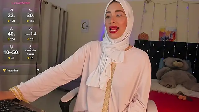 Snapshot of ShanaJamil chatting on April 2026 12:29:02 PM ShanaJamil online show from April 2026 12:29:02 PM