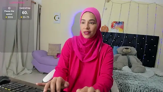 Snapshot of ShanaJamil chatting on April 2026 12:14:02 PM ShanaJamil online show from April 2026 12:14:02 PM