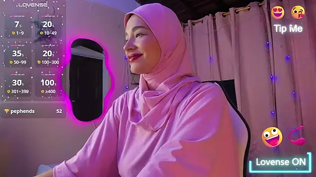 ShanaJamil online show from October 2025 12:17:01 PM