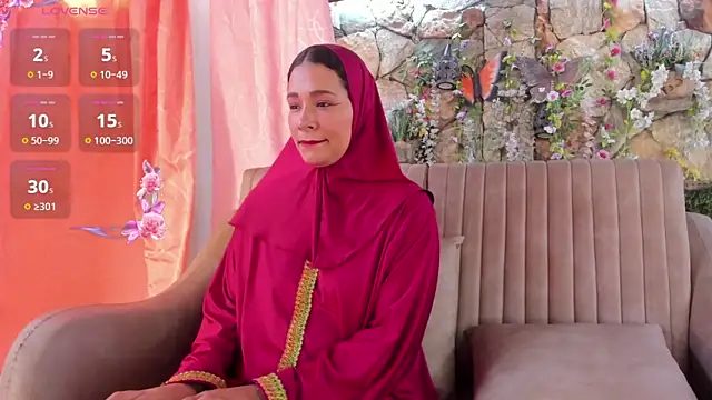 Snapshot of ShanaJamil chatting on June 2026 12:35:02 PM ShanaJamil online show from June 2026 12:35:02 PM
