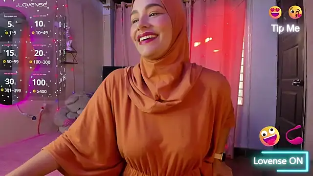 ShanaJamil online show from December 2025 12:16:01 PM