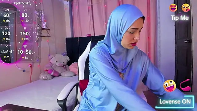 ShanaJamil online show from February 2026 12:32:01 PM