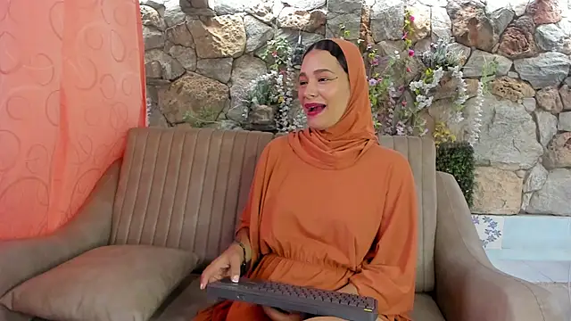 Snapshot of ShanaJamil chatting on June 2026 12:10:02 PM ShanaJamil online show from June 2026 12:10:02 PM