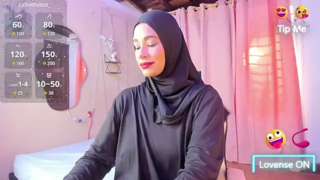 ShanaJamil online show from October 2025 12:24:01 PM