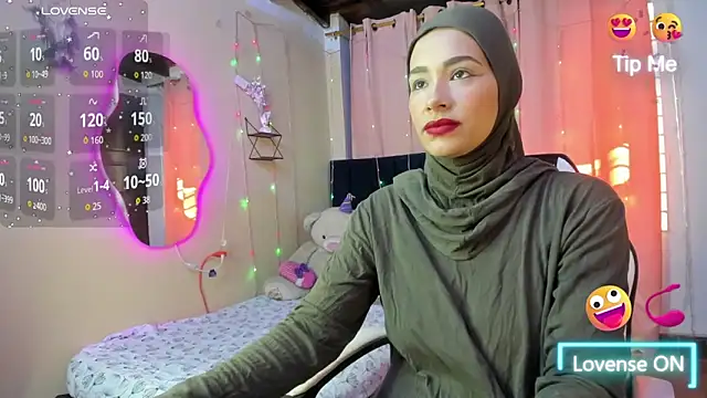 ShanaJamil online show from December 2025 01:06:02 PM