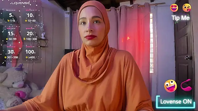 ShanaJamil online show from November 2025 12:19:02 PM