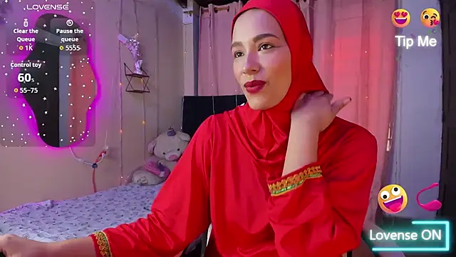 ShanaJamil online show from December 2025 12:21:02 PM