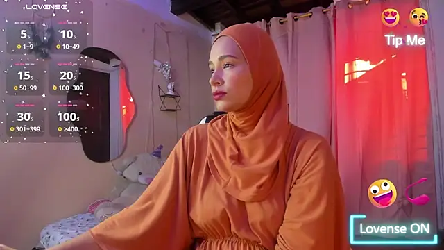 ShanaJamil online show from November 2025 12:10:02 PM