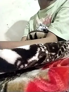 Rapunzal online show from November 2025 07:06:01 PM