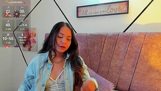 Julieta Lein online show from October 2025 11:47:01 PM