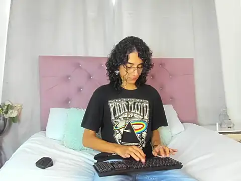 EthanBlackwoodd online show from October 2025 07:46:01 PM