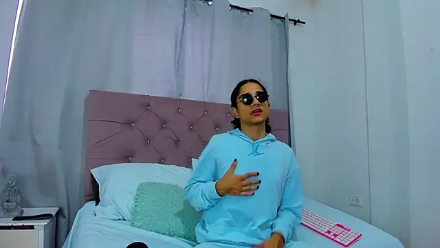 EthanBlackwoodd online show from February 2026 07:33:01 PM