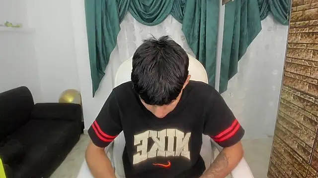 Axeel Boy online show from October 2025 04:20:01 PM